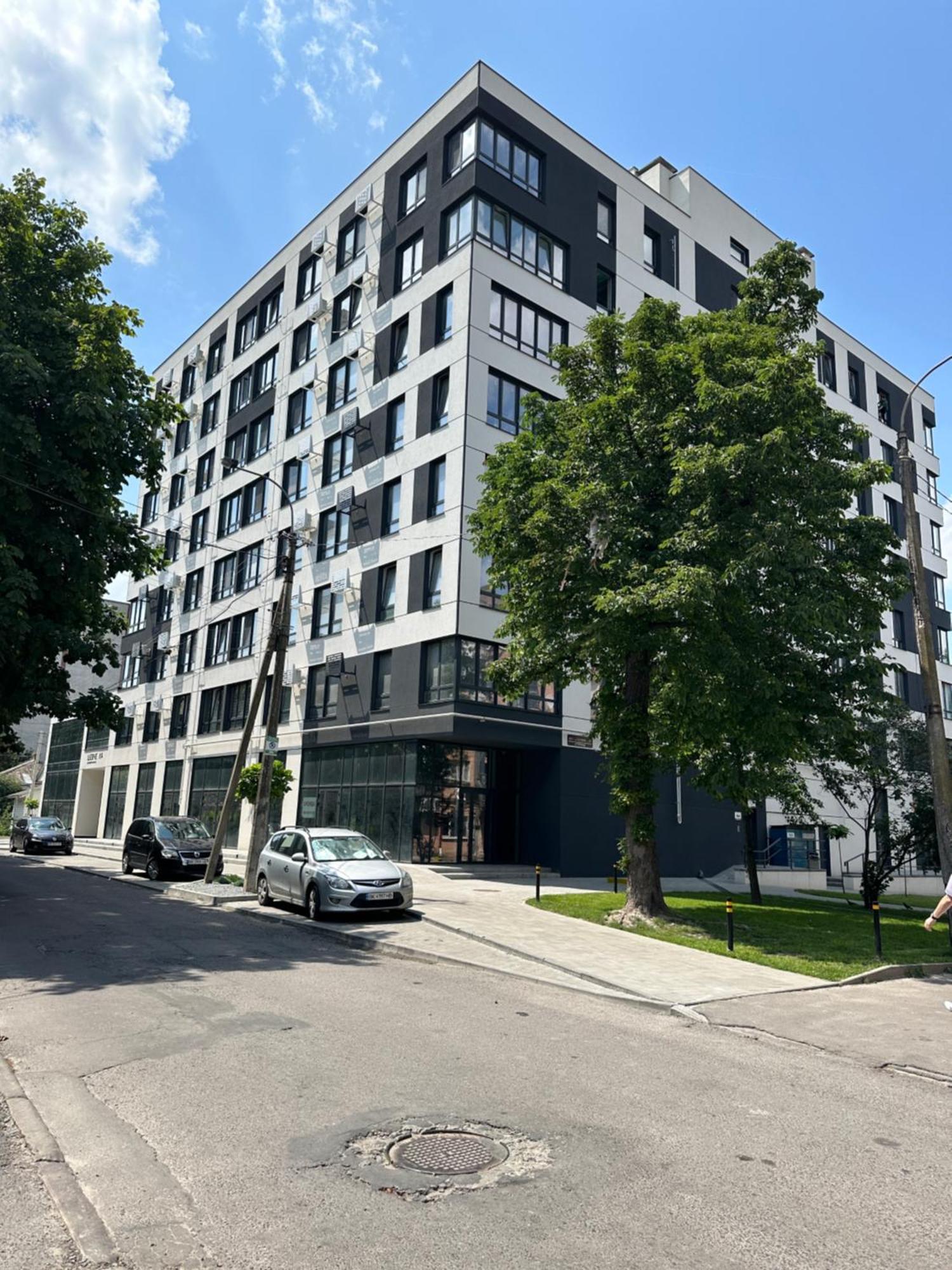 Люкс Апартаменти В Центрі Жк Театральний І Жк Шевченка Rivne Buitenkant foto